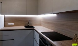 Пример кухни с подсветкой 3